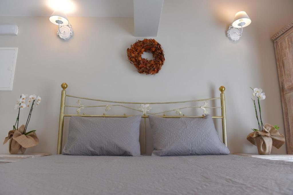 Oisyra Boutique Suites Ermoupoli Eksteriør billede