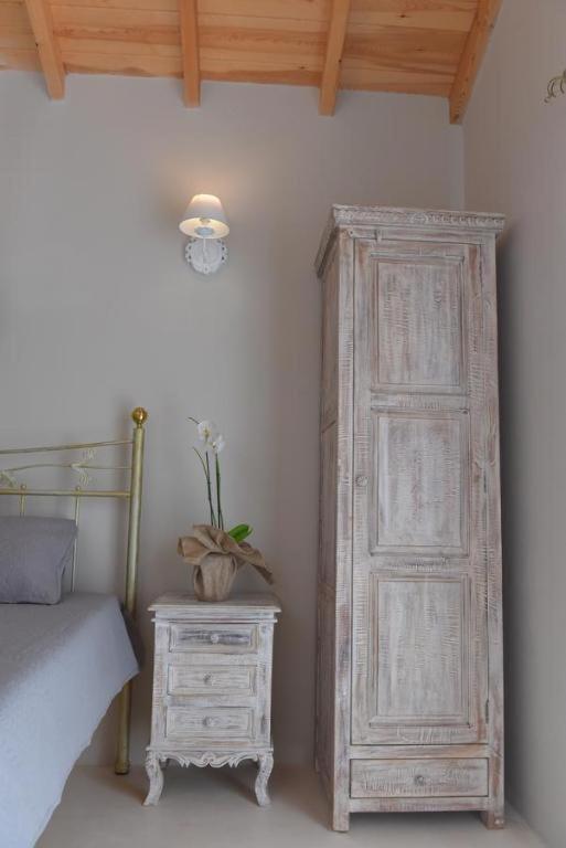 Oisyra Boutique Suites Ermoupoli Eksteriør billede