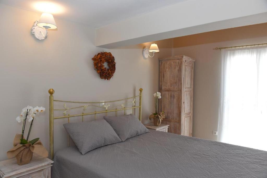 Oisyra Boutique Suites Ermoupoli Eksteriør billede